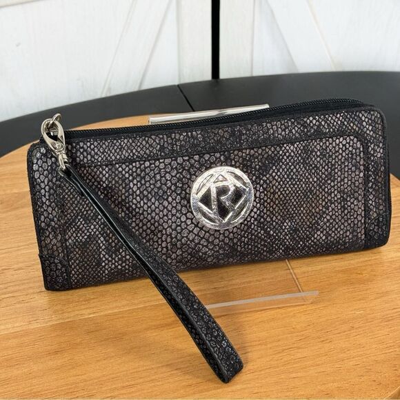 Relic by Fossil Faux Snake Skin Wristlet Clutch Wallet - Picture 1 of 9
